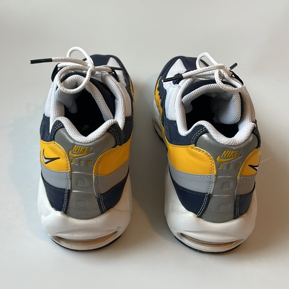 Size 14 - Nike Air Max 95 Michigan - Picture 4 of 6